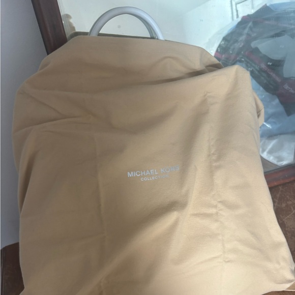 Michael Kors Christina Zimple Coastal Dandridge Tote NWT - Picture 2 of 4